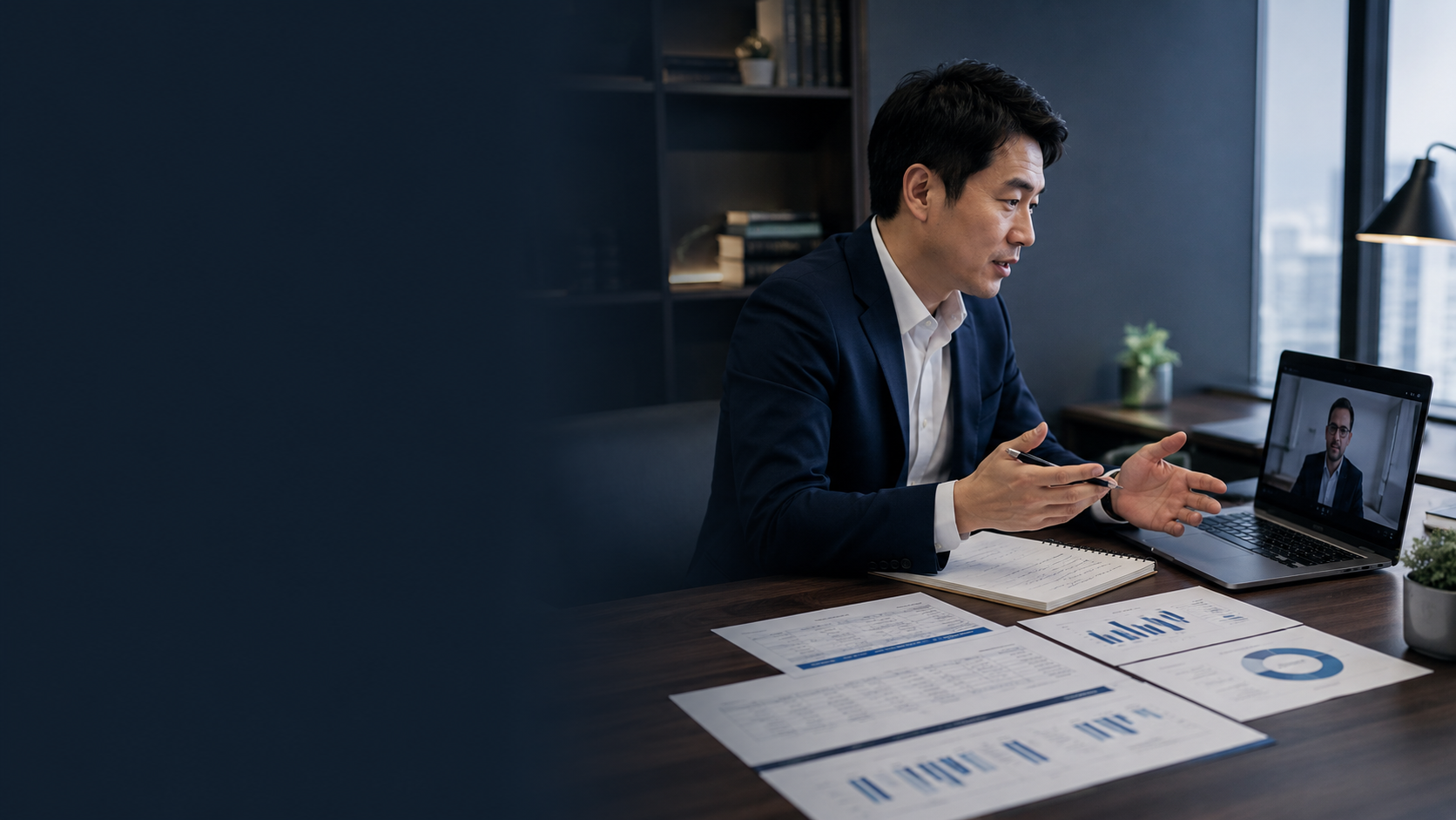 ビジネスの本番を想定してコミュニケーションを行う人々